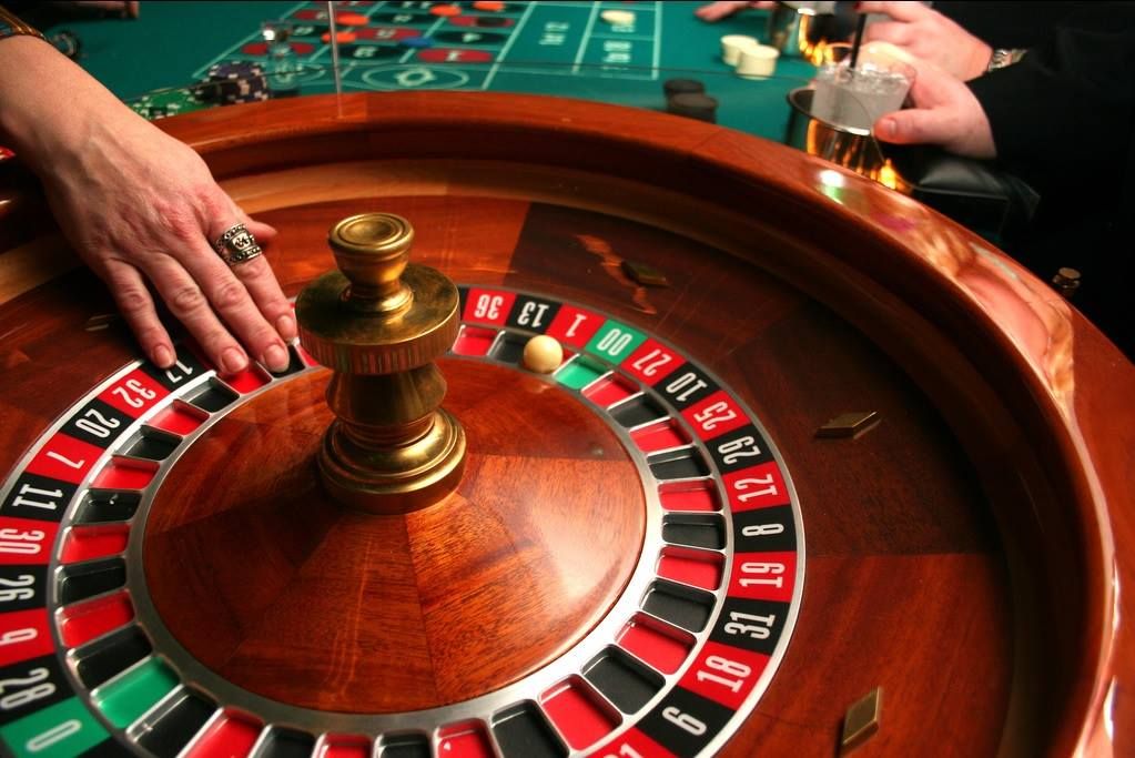 Penida4D Casino: Pengalaman Bermain Layaknya di Kasino Nyata dalam Genggaman